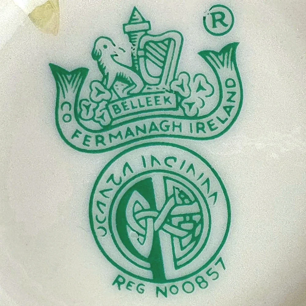 Belleek‎ Ireland Wheat Sheaf Vase Green Mark Parian China Luster Glaze Cream 6in